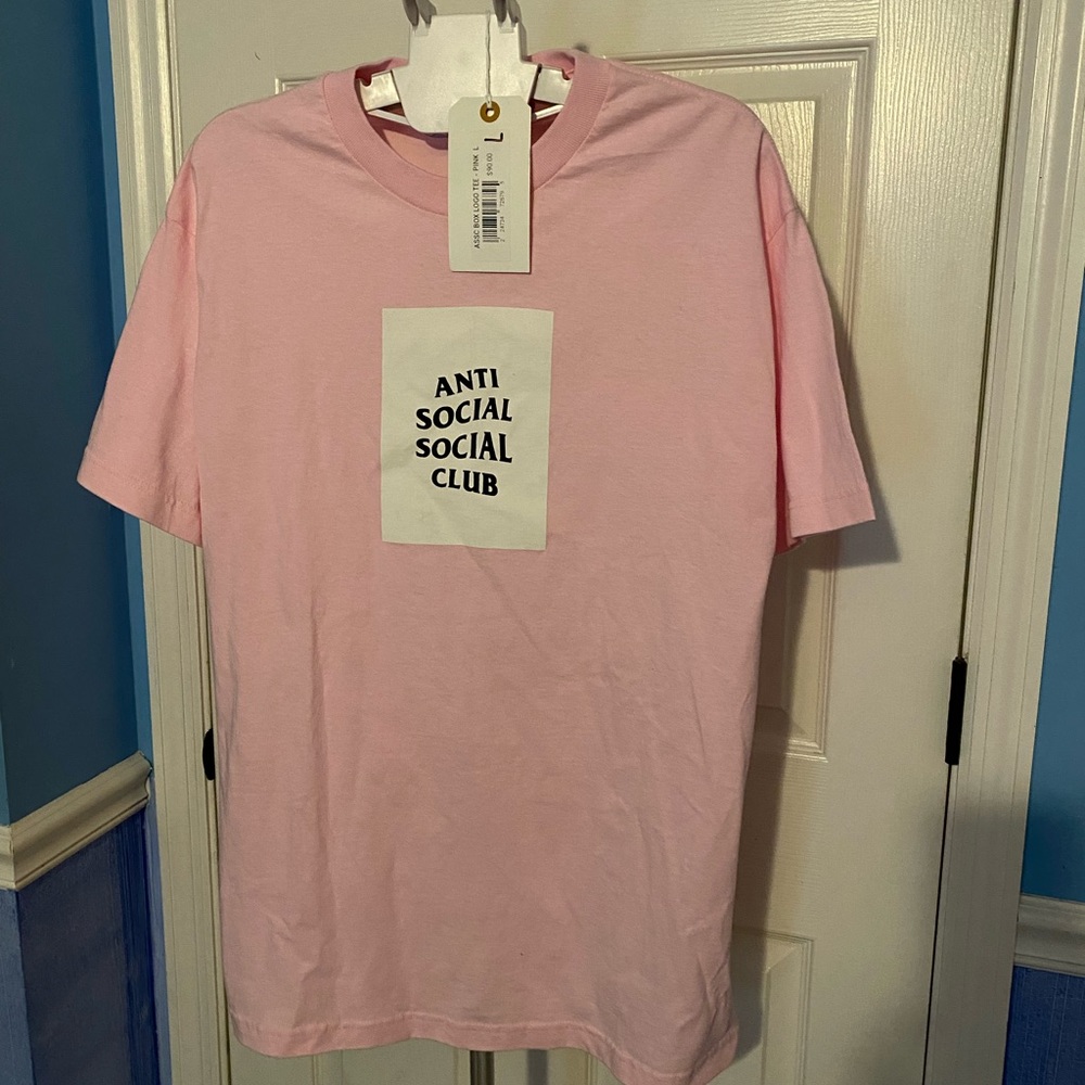 New Anti Social Social Club Brand T shirt Size Large Pink